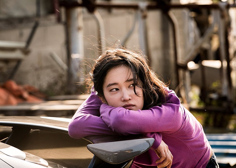 Şüphe filminden bir karede Haemi (Jong-seo Jeon)